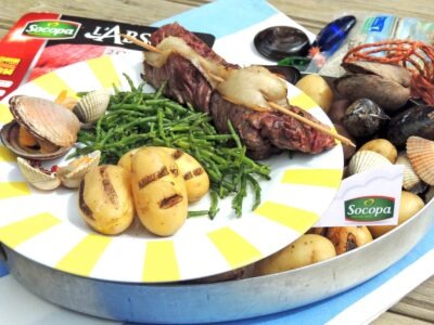 Absolu façon Terre-Mer, onglet piqué-grillé, grenailles aux salicornes, éclade de coquillages