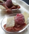 Bouchées de carpaccio de boeuf à la framboise et au cantal