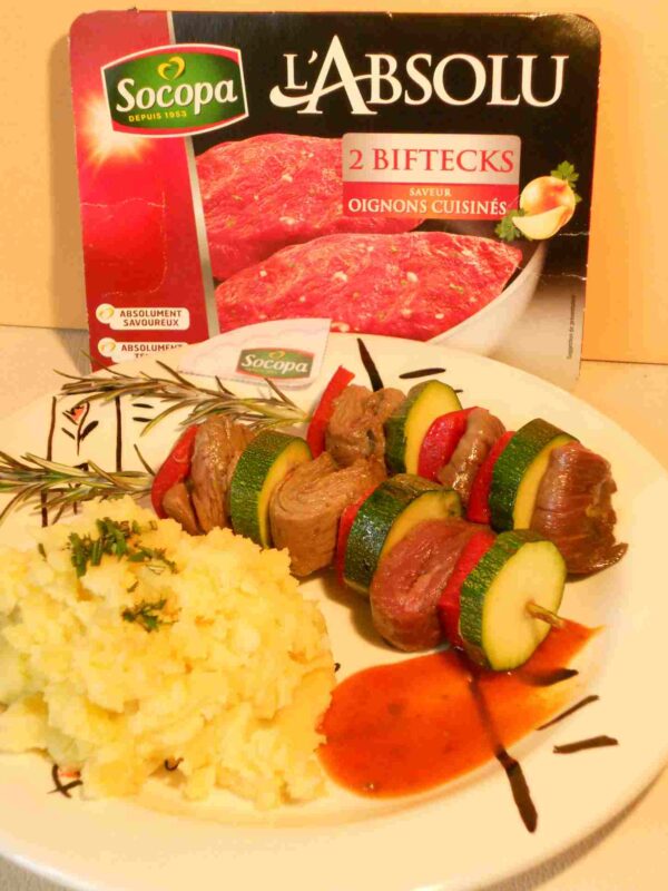 Brochette d’Absolu et légumes d’été sur romarin, écrasée de pommes de terre