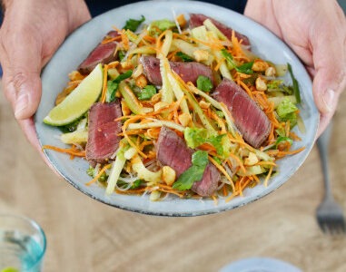Salade Thaï aux Pavés de Rumsteck aux 3 poivres