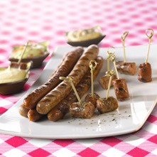 Saucisses grillées et trio de dips gourmands