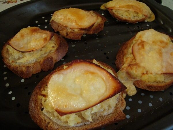 Tartines fromagères