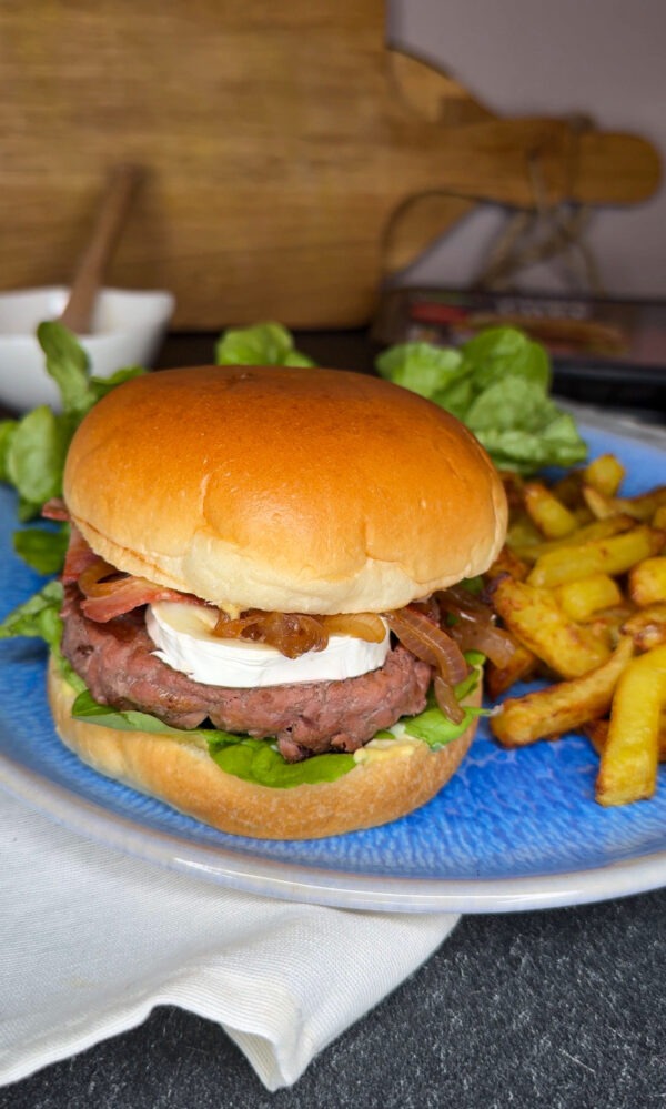 Burger du Chef, chèvre, miel et oignons