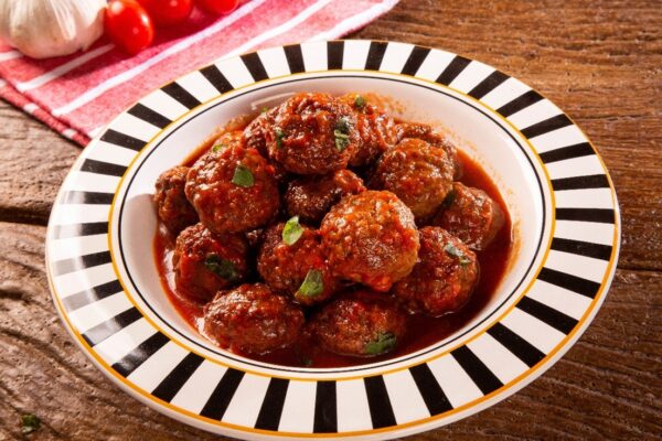 Boulettes au boeuf à la sauce tomate