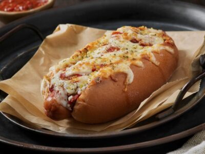 Hot dog maison au four
